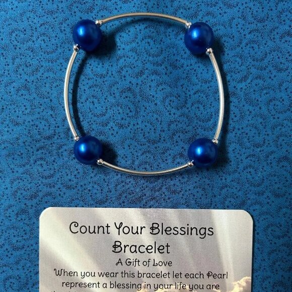 Gift of Love Blessing Bracelet Blue/pearl stretchy scripture card Small 6"-6.5" - Picture 1 of 6